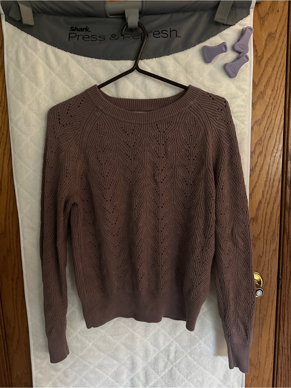 Reitmans Mauve Brown Openwork Crewneck Sweater